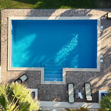 Appartamento Alex 1 Zara