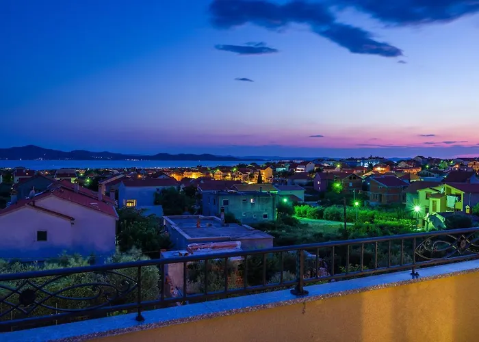 Alex 1 Апартаменты Задар