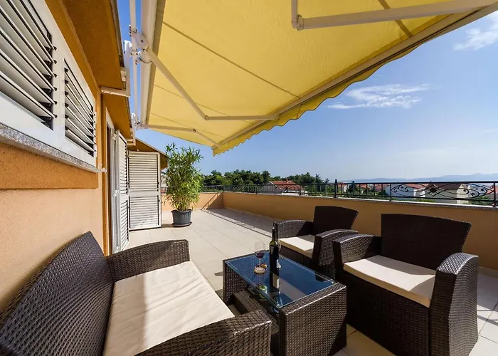 Alex 1 Апартаменты *