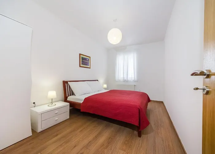 Апартаменты Alex 1