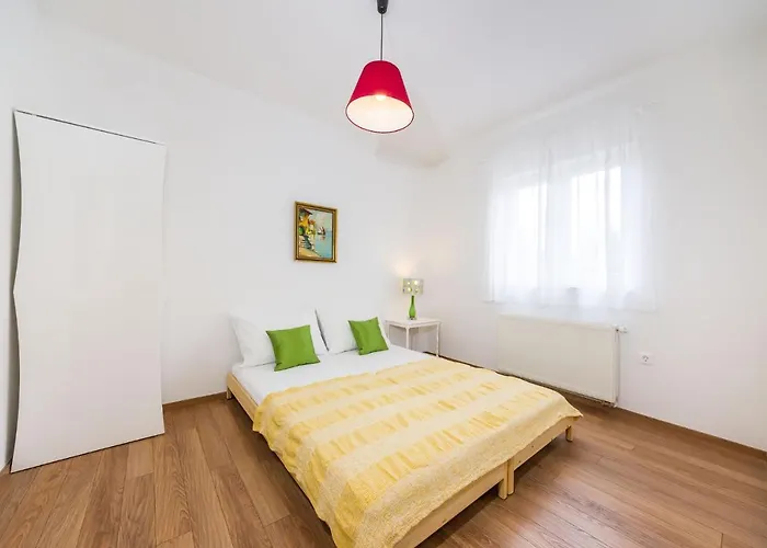 Апартаменты Alex 1