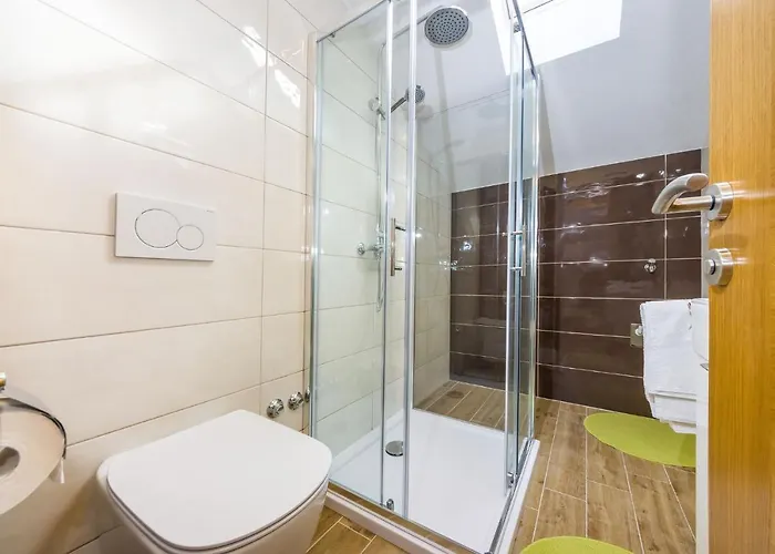 Апартаменты Alex 1 *