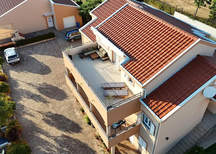 Alex 1 Апартаменты